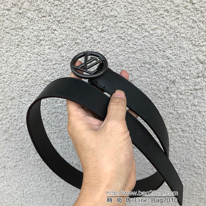 路易威登LV  M9932Q LVCIRCLE腰帶 飾有圓形LV logo 風格陽剛 時尚百搭款男士皮帶  xfp1366